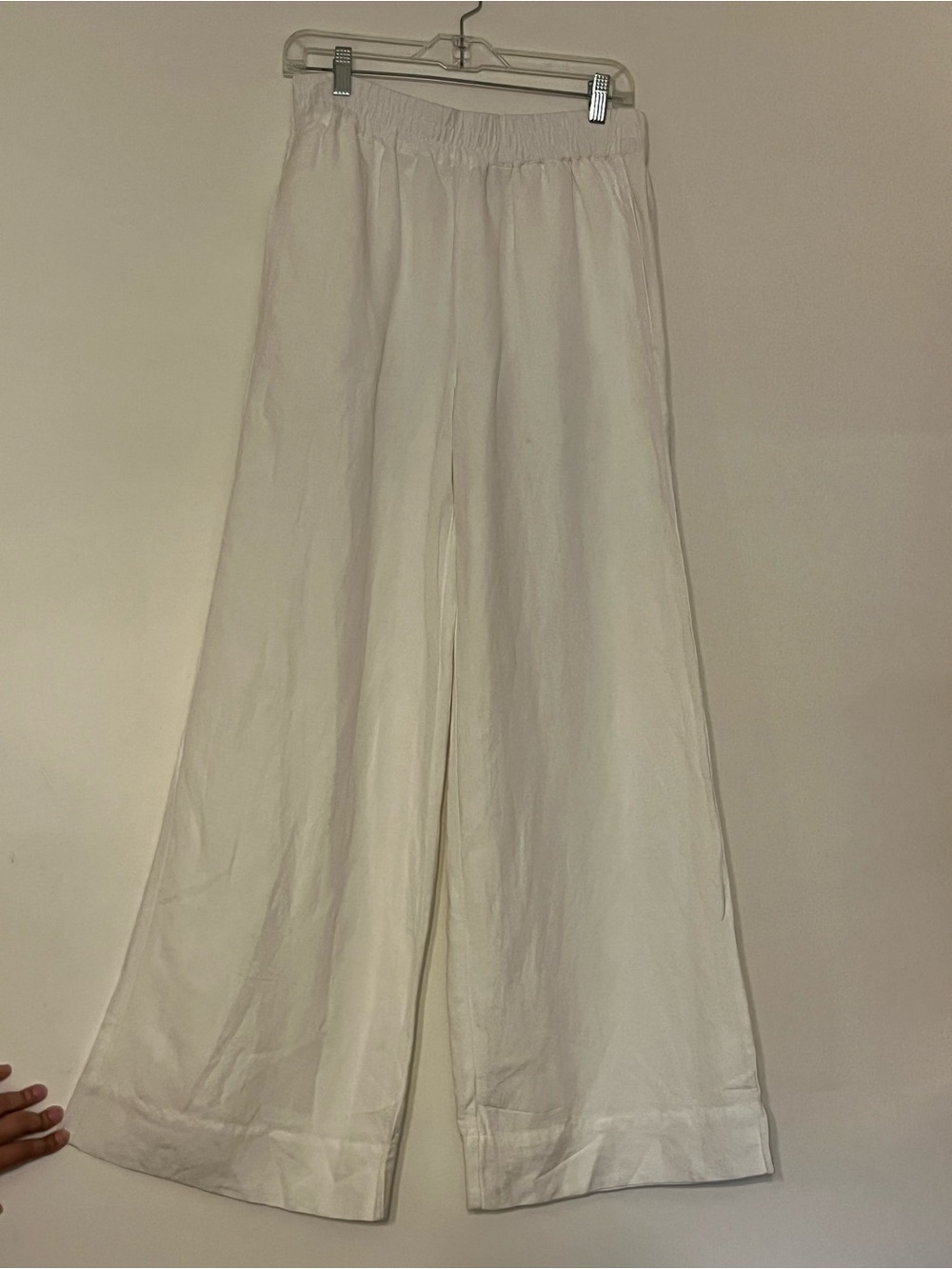 Evereve White Linen Trousers with Elastic Waistband